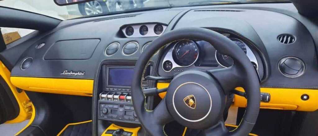 Lamborghini Interior - Auto Trade Interior